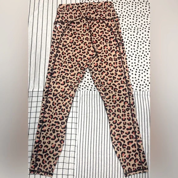 Fabletics Leopard Print Define PowerHold® High-Waisted 7/8 Legging Size S - Picture 6 of 9